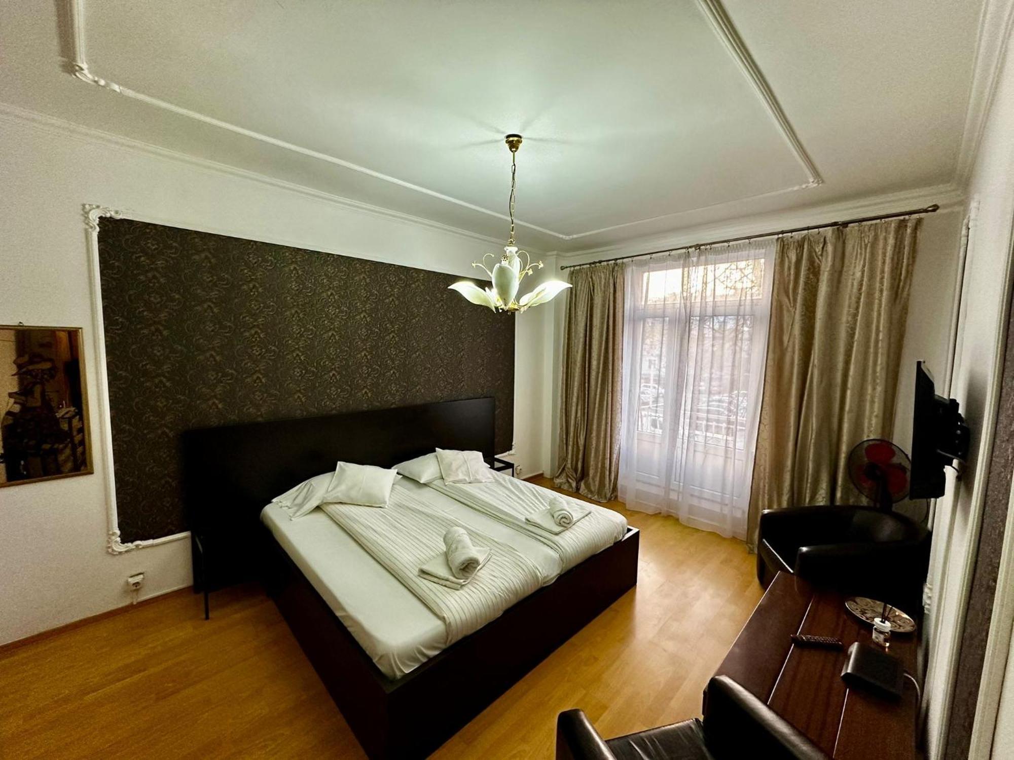 Apartamento Garsoniera ultracentral Bacău Exterior foto